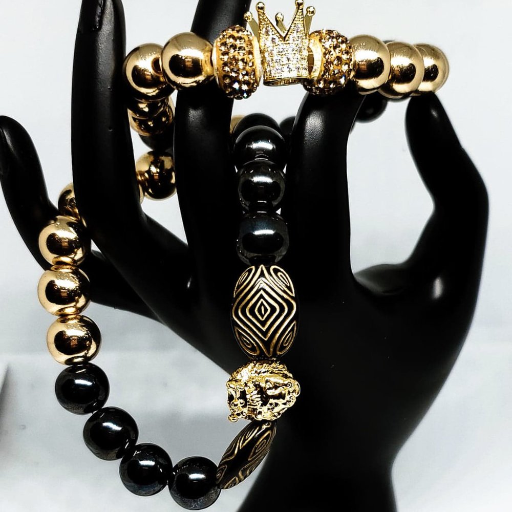 S.L.A.E. Arm Candy